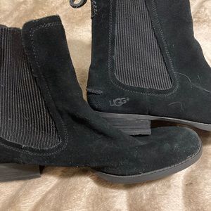 Black suede Ugg Chelsea boots